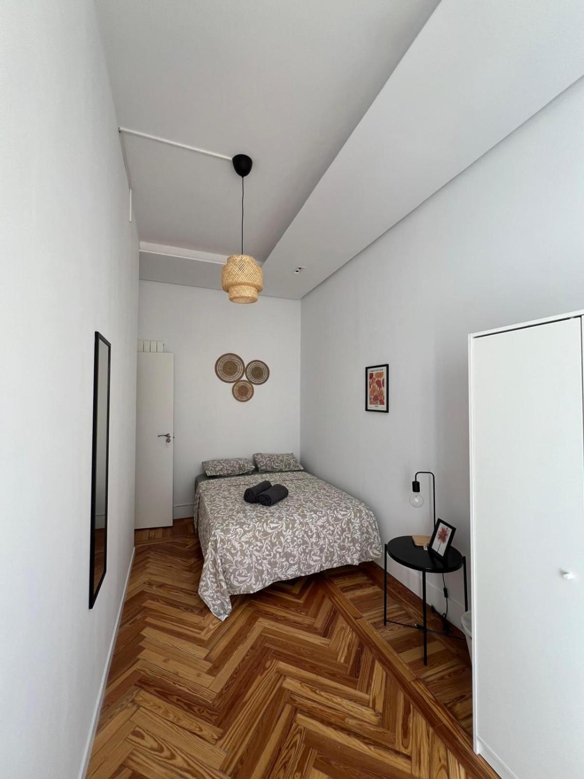 Private Rooms In Magdalena Street Madrid Eksteriør bilde